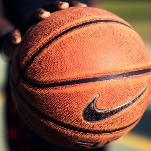 开云娱乐-新规风暴下的跨界巅峰，大坂直美对决与巴特勒90分钟鏖战湖人，胜负谁主沉浮？新规之下大坂直美与巴特勒跨界对战湖人，90分钟鏖战谁能胜出？